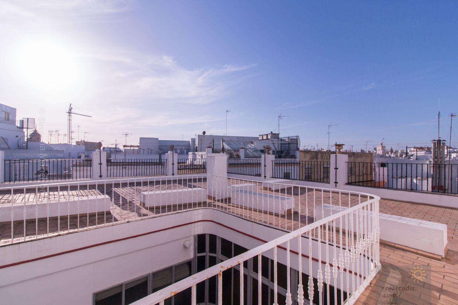 For sale of flat in Cádiz