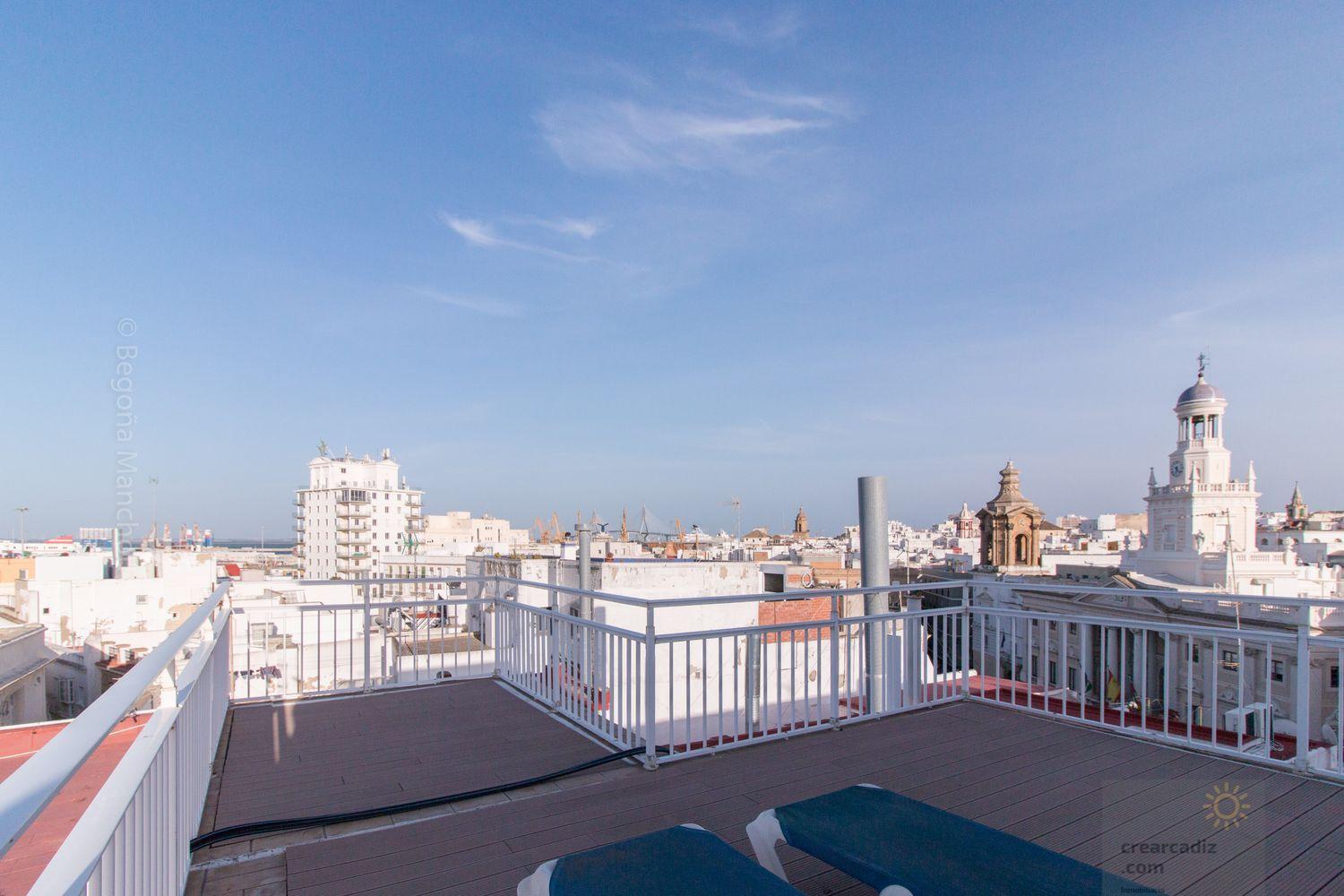 For sale of flat in Cádiz