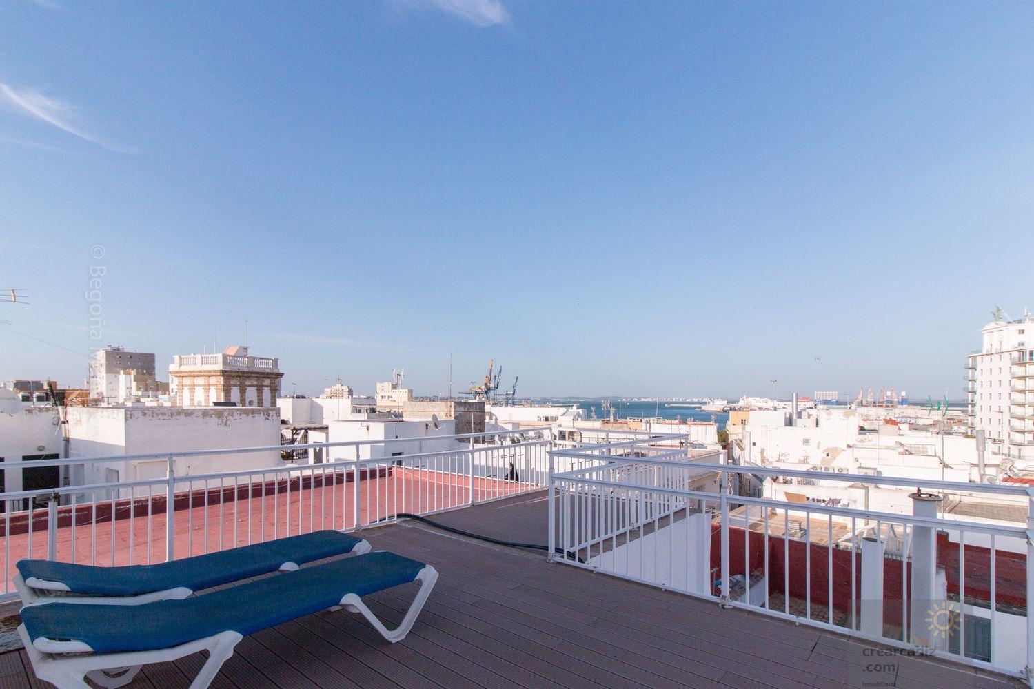 For sale of flat in Cádiz