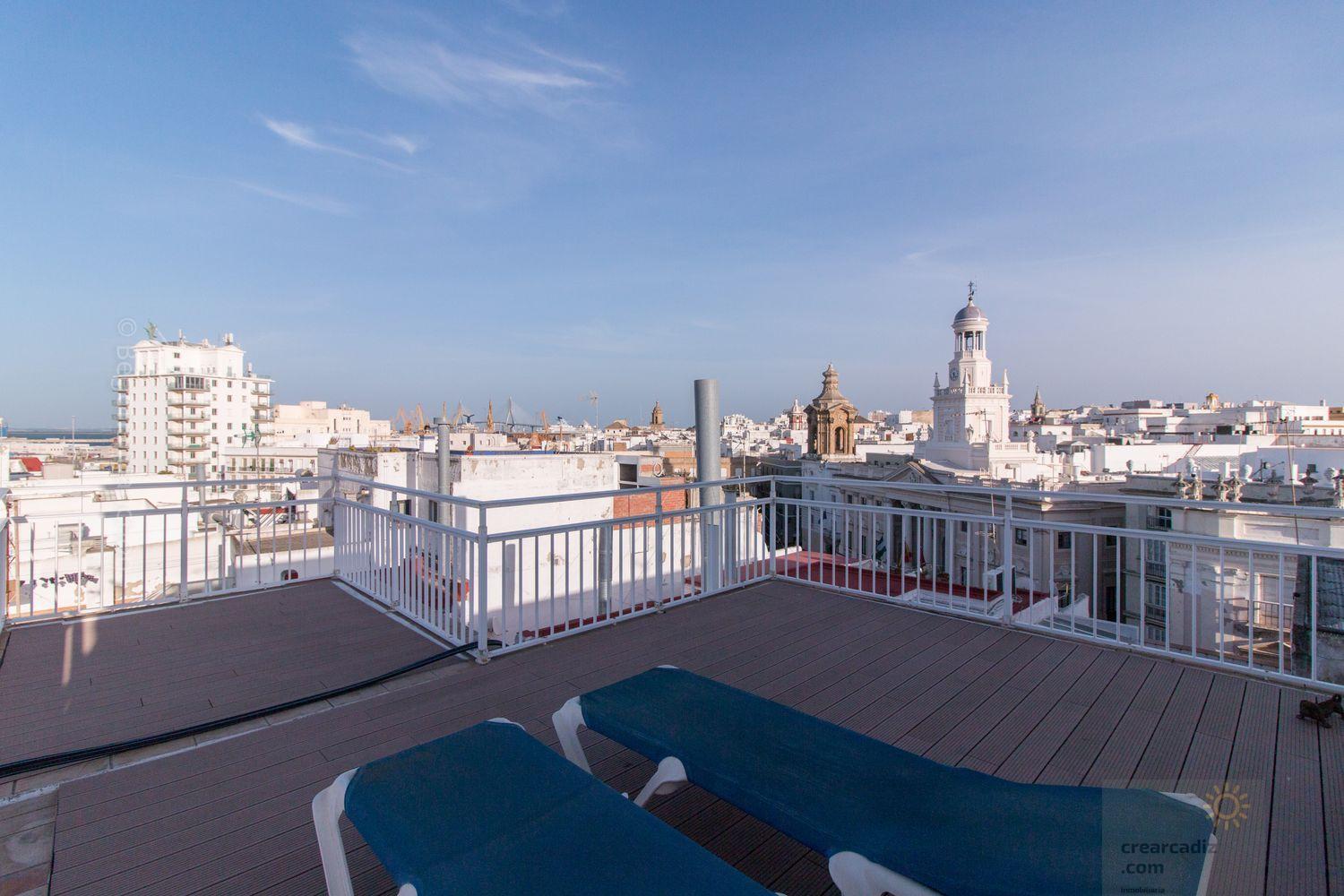 For sale of flat in Cádiz