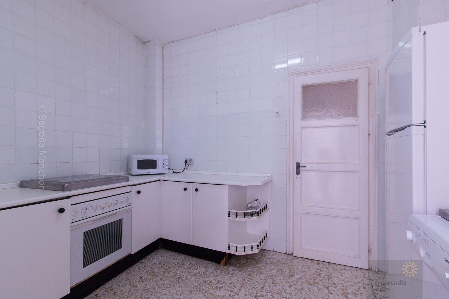 For sale of flat in Cádiz