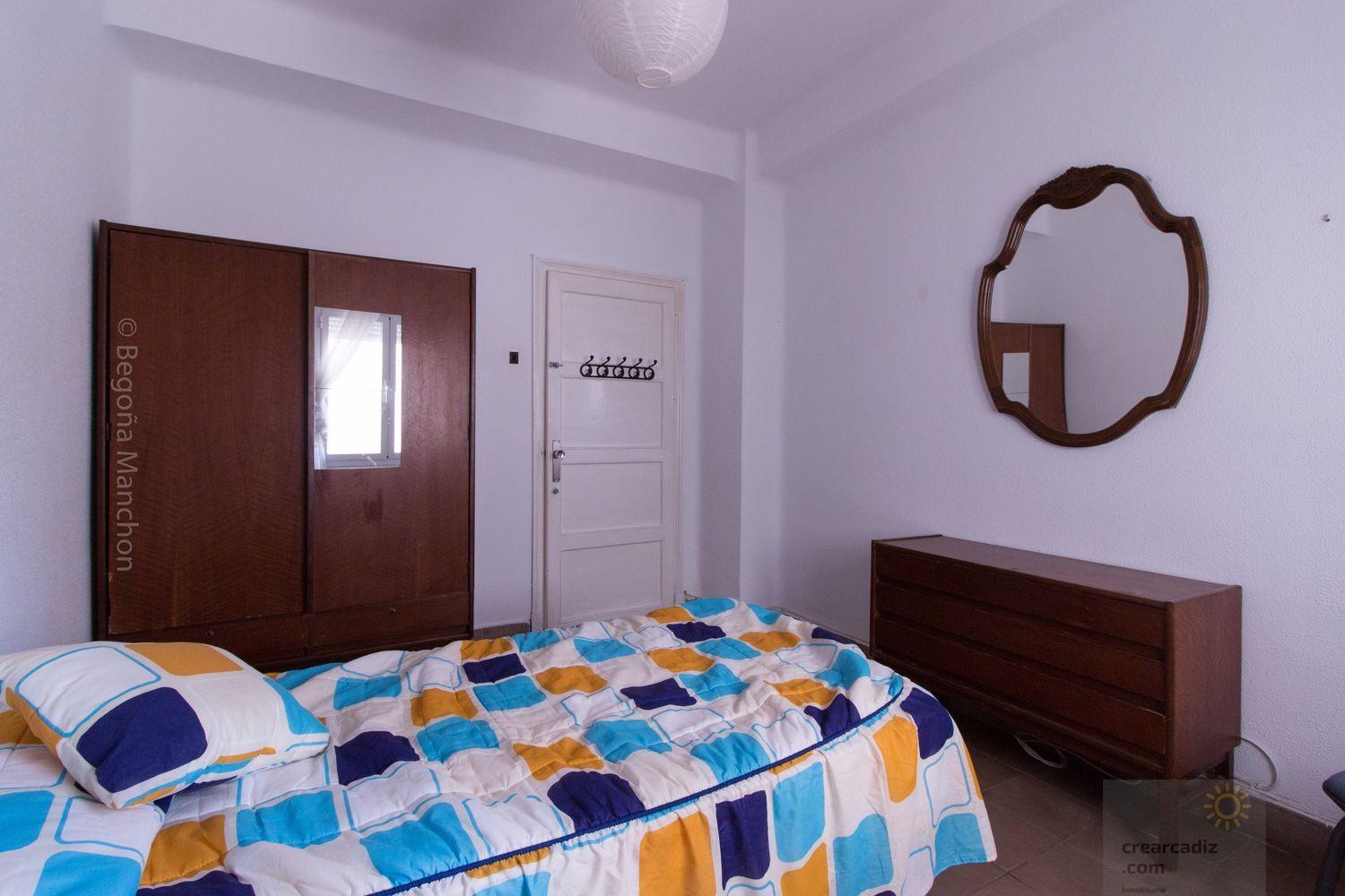 For sale of flat in Cádiz