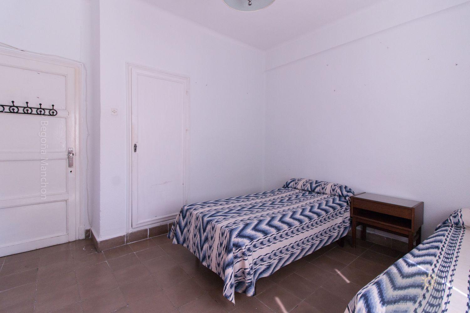 For sale of flat in Cádiz