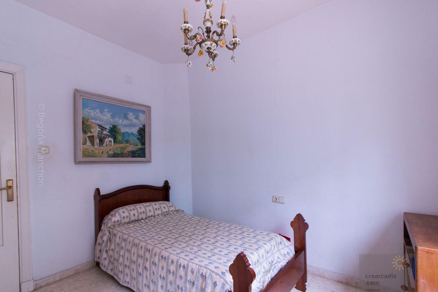 For sale of flat in Cádiz