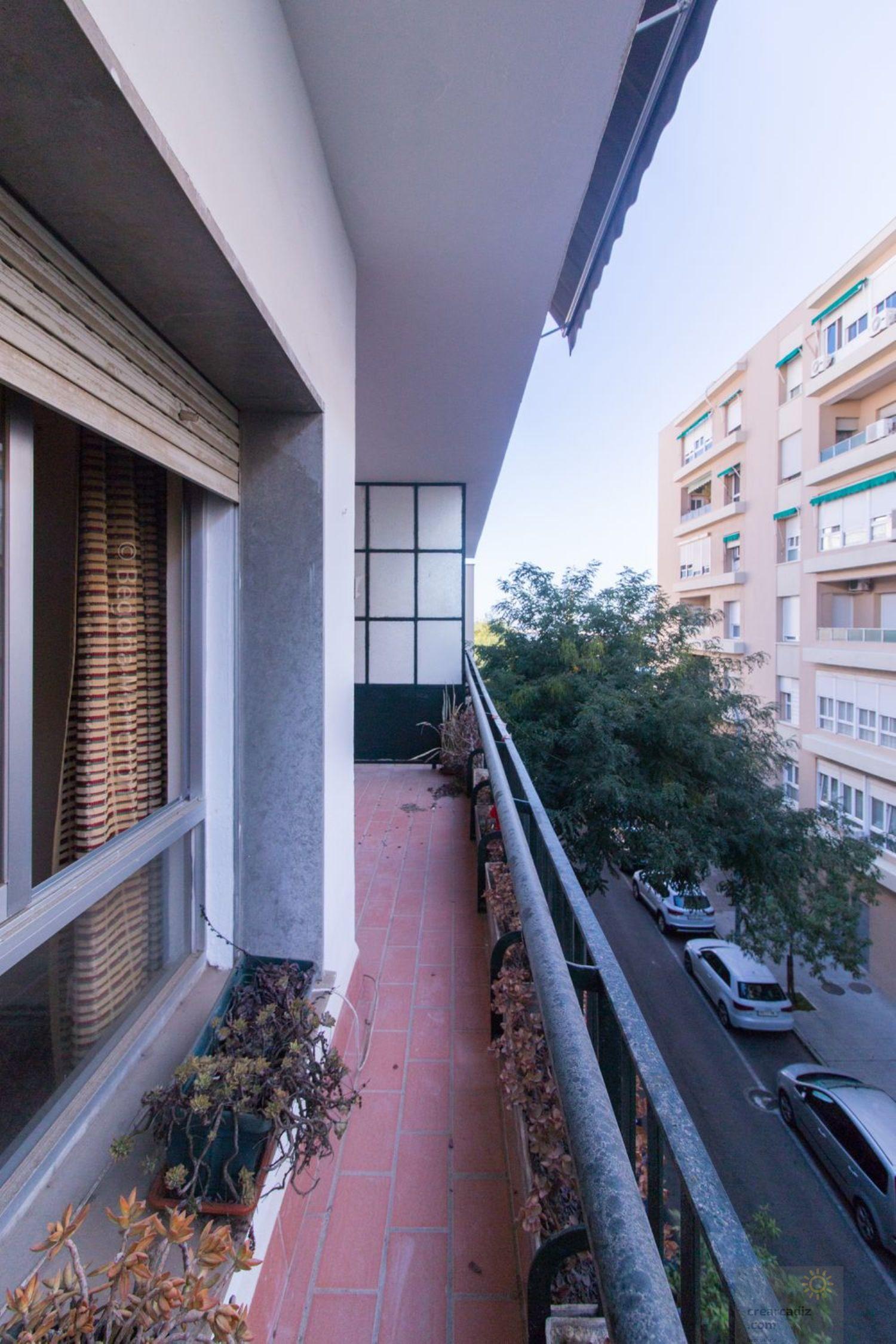 For sale of flat in Cádiz