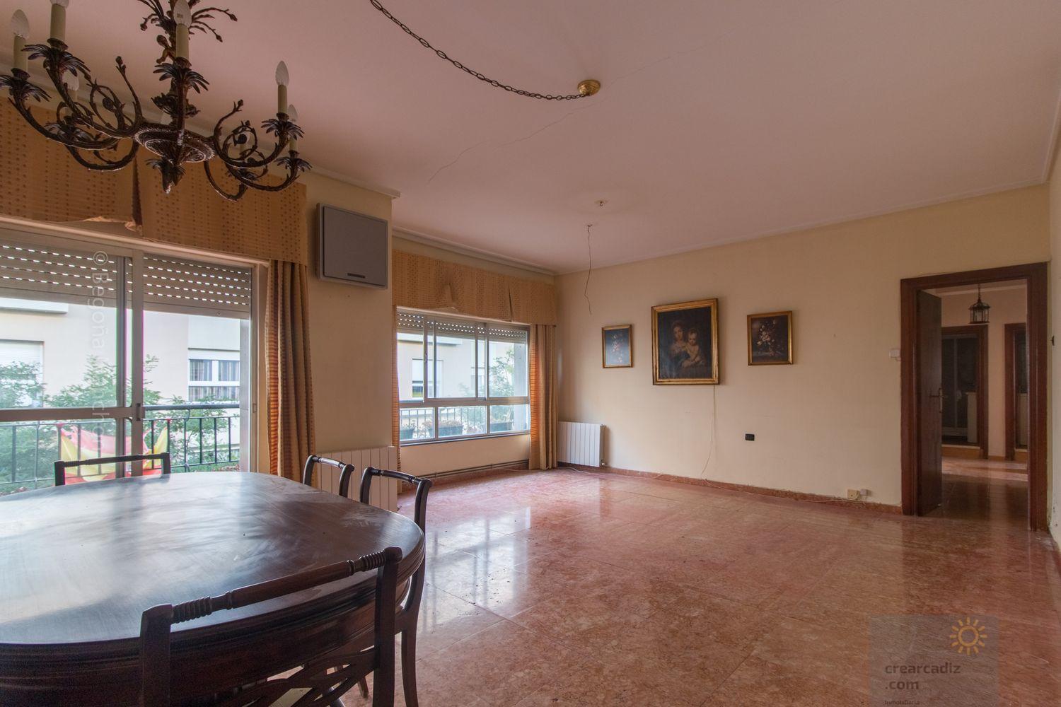 For sale of flat in Cádiz