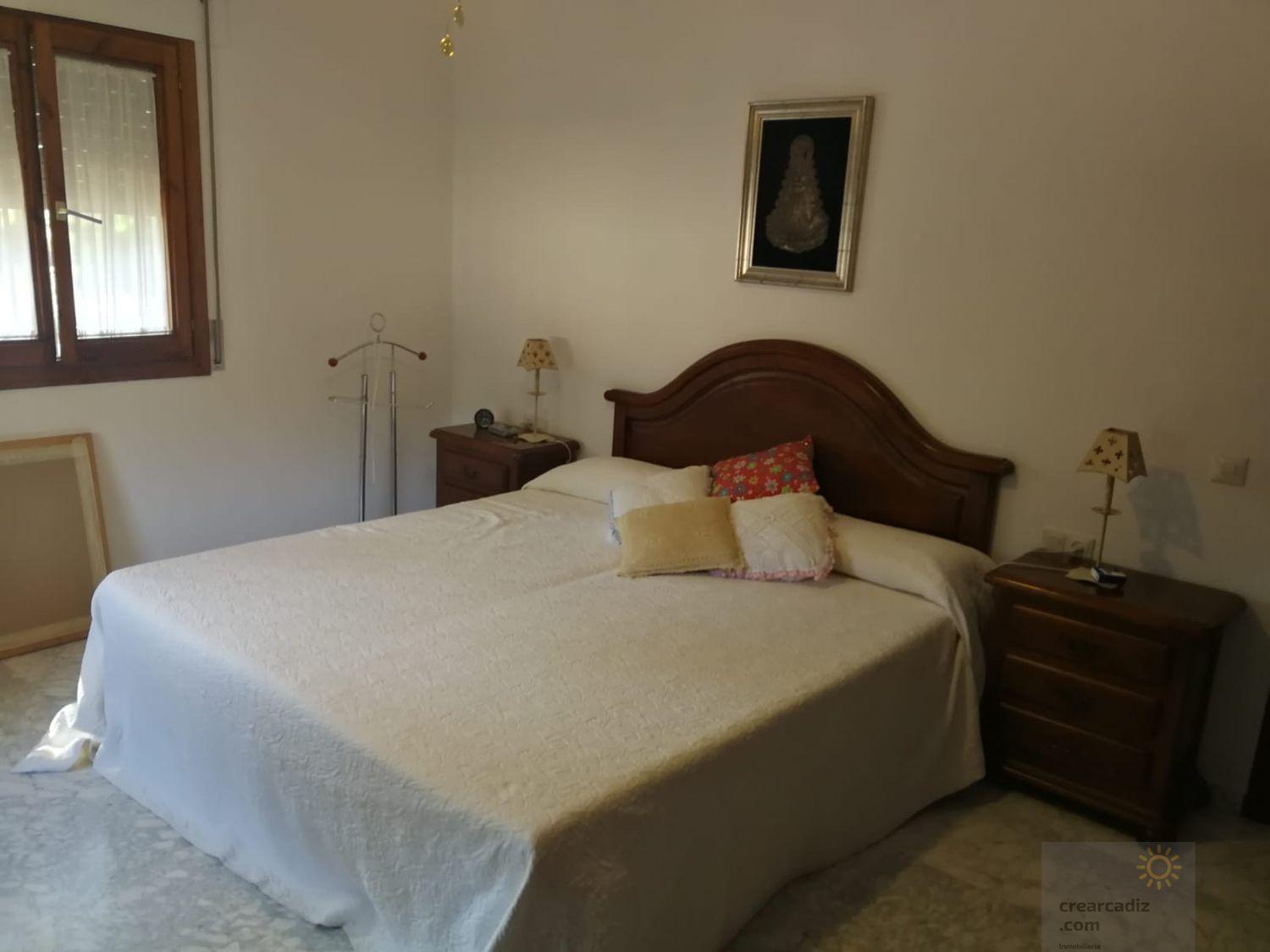For sale of chalet in Conil