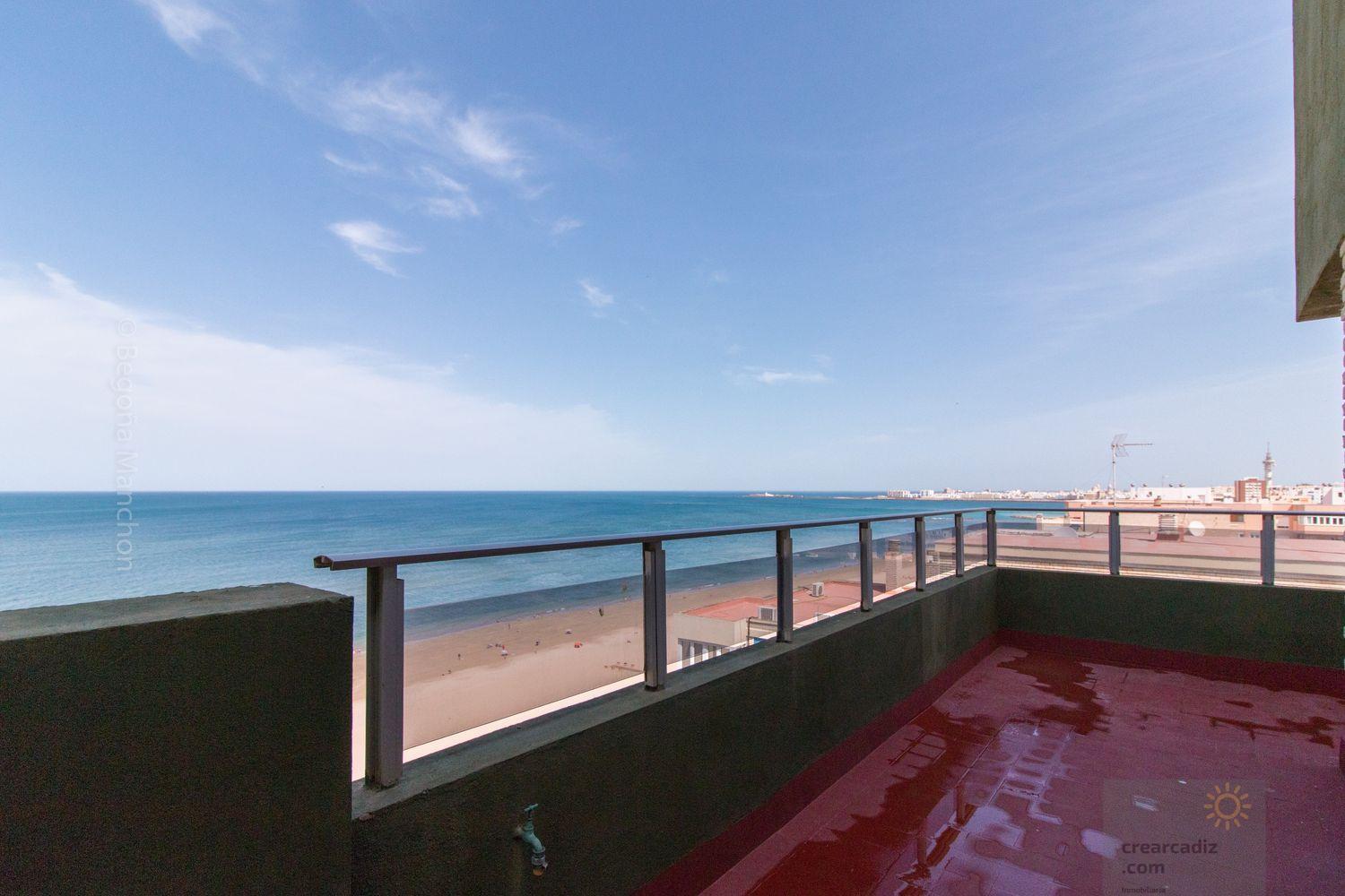 For sale of flat in Cádiz