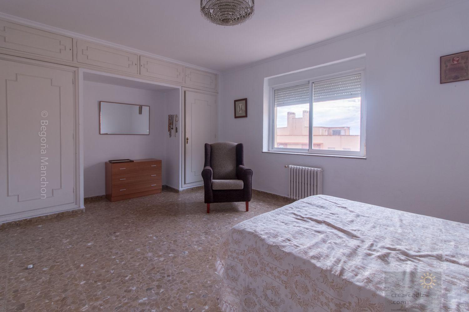 For sale of flat in Cádiz