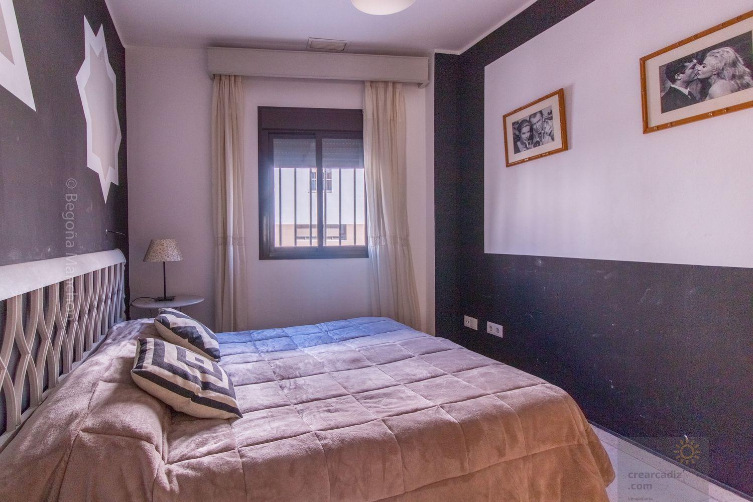 For sale of flat in Cádiz