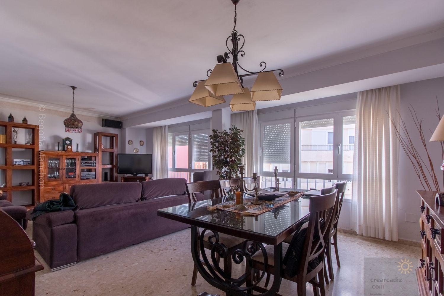 For sale of flat in Cádiz