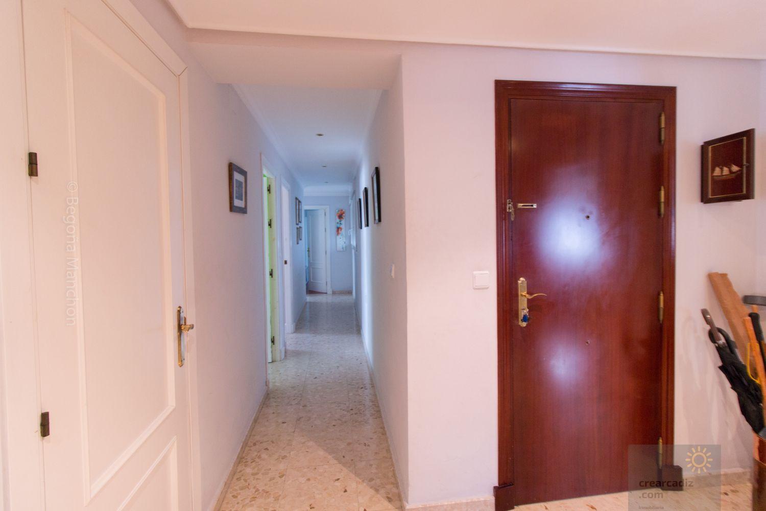 For sale of flat in Cádiz