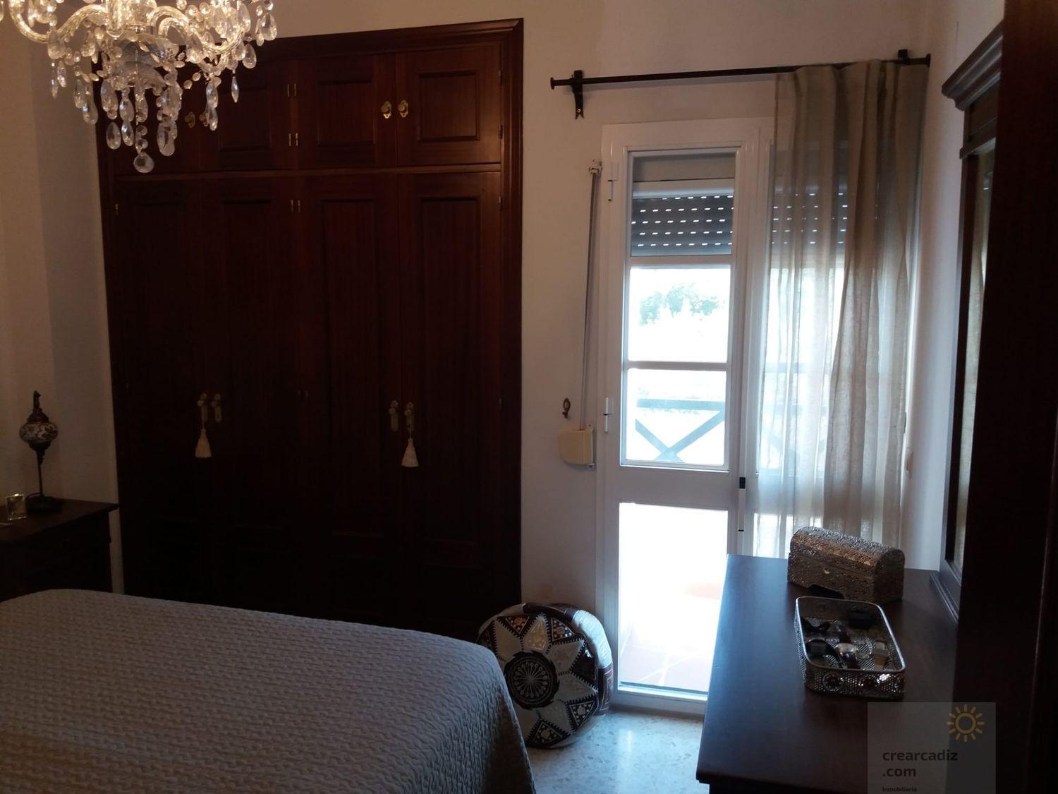 For sale of house in El Puerto de Santa María