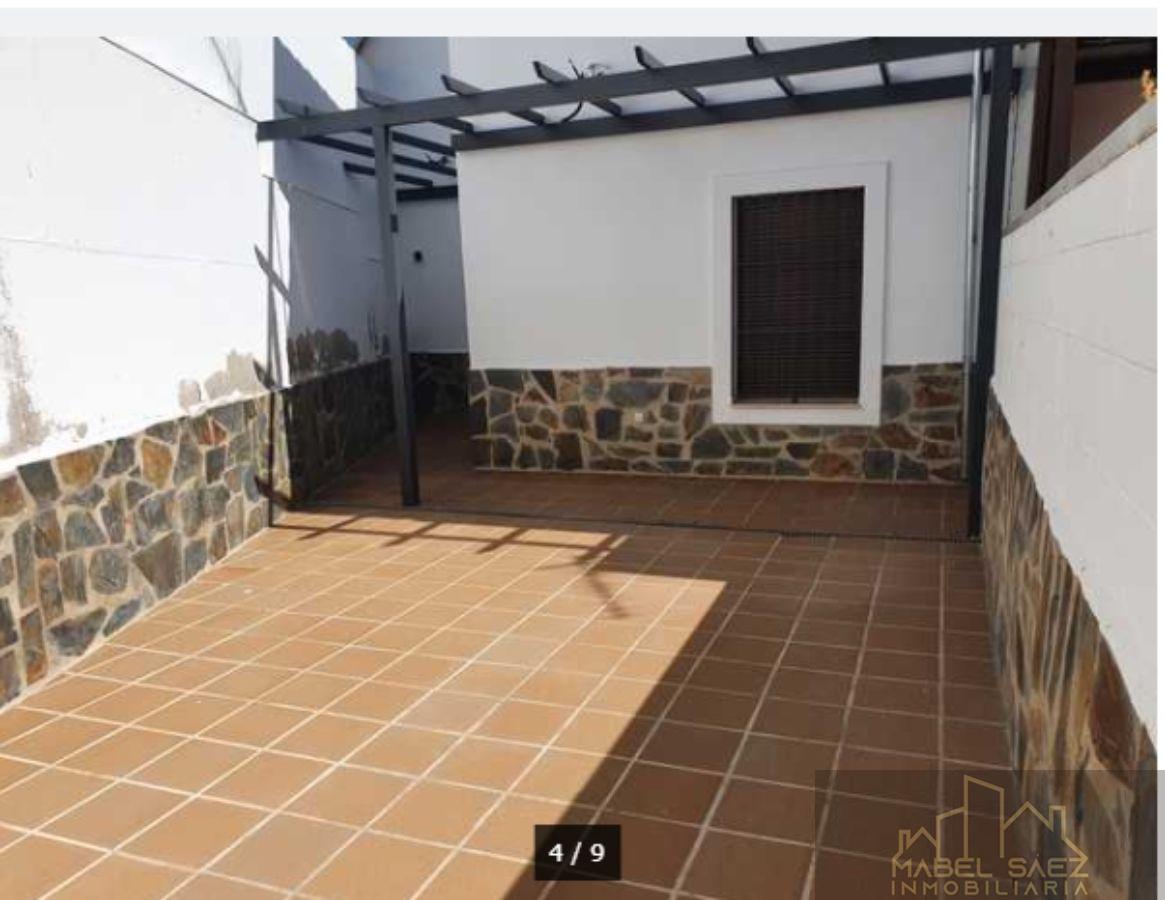 For rent of chalet in Malcocinado