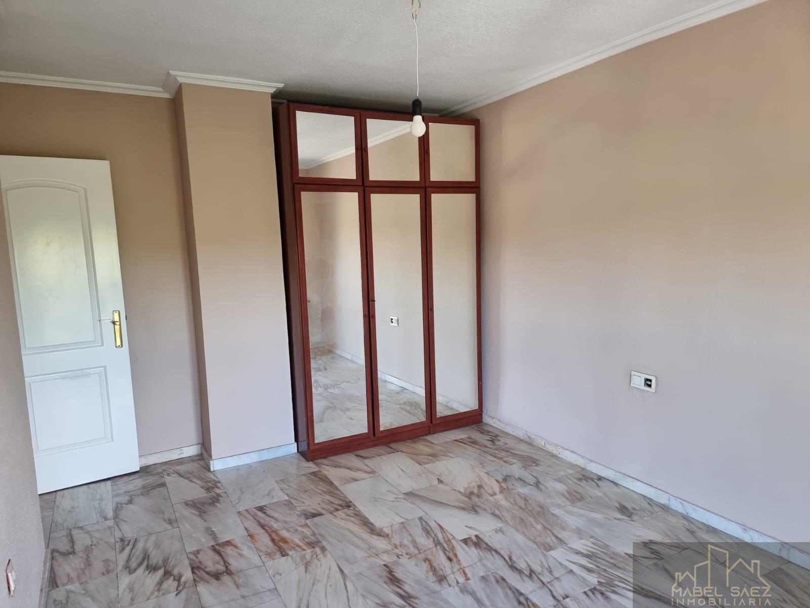 Alquiler de chalet en Mérida