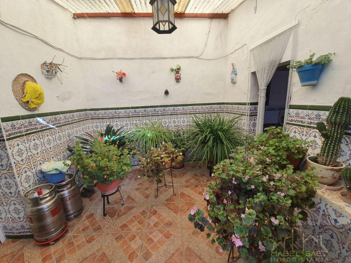 For sale of house in Malcocinado