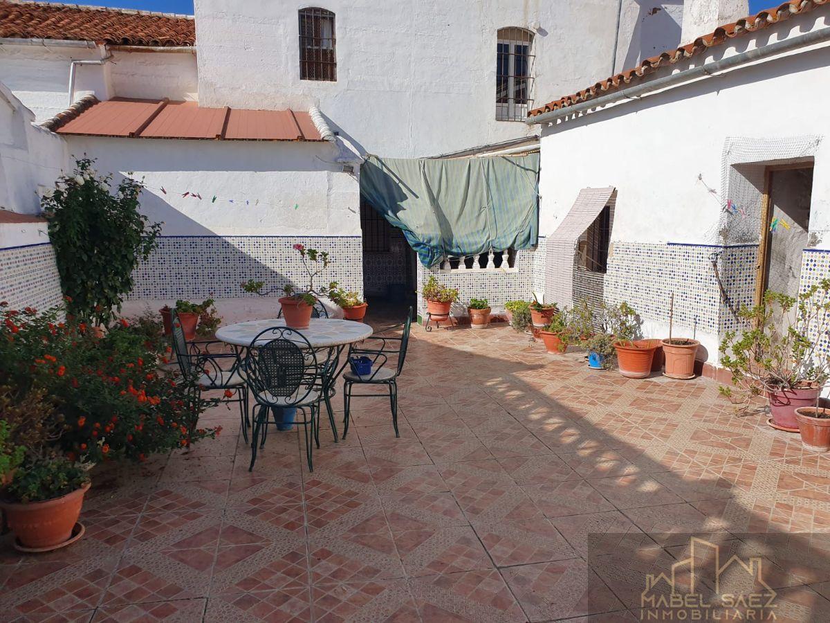 For sale of house in Malcocinado