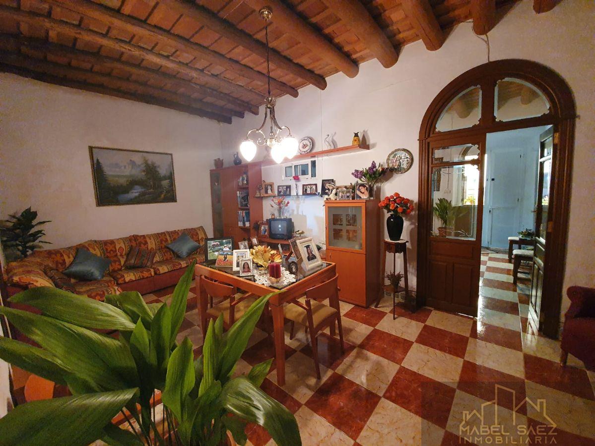 For sale of house in Malcocinado