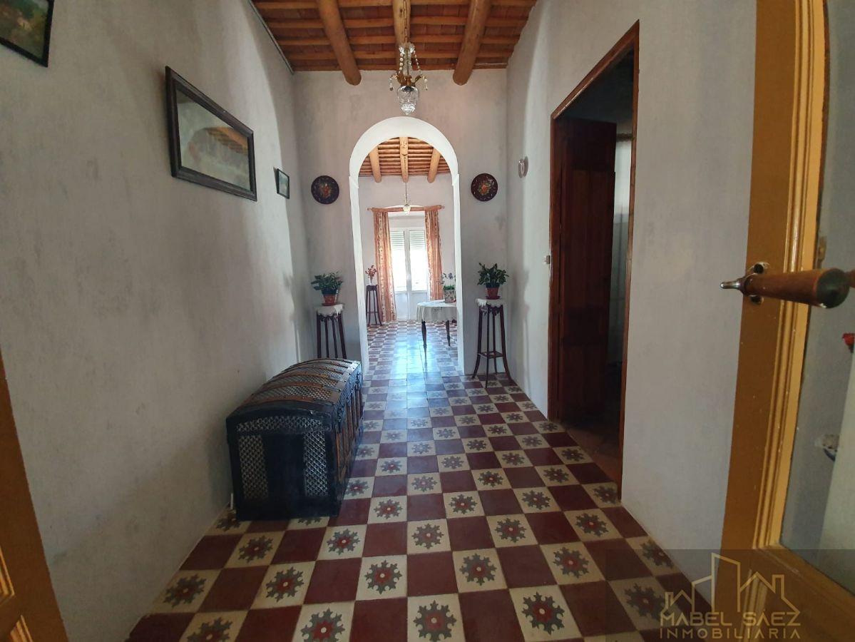 For sale of house in Malcocinado