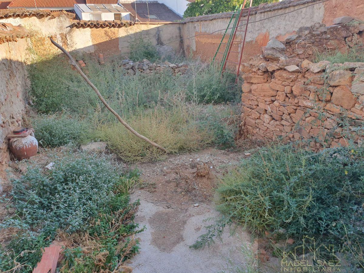 For sale of house in Malcocinado