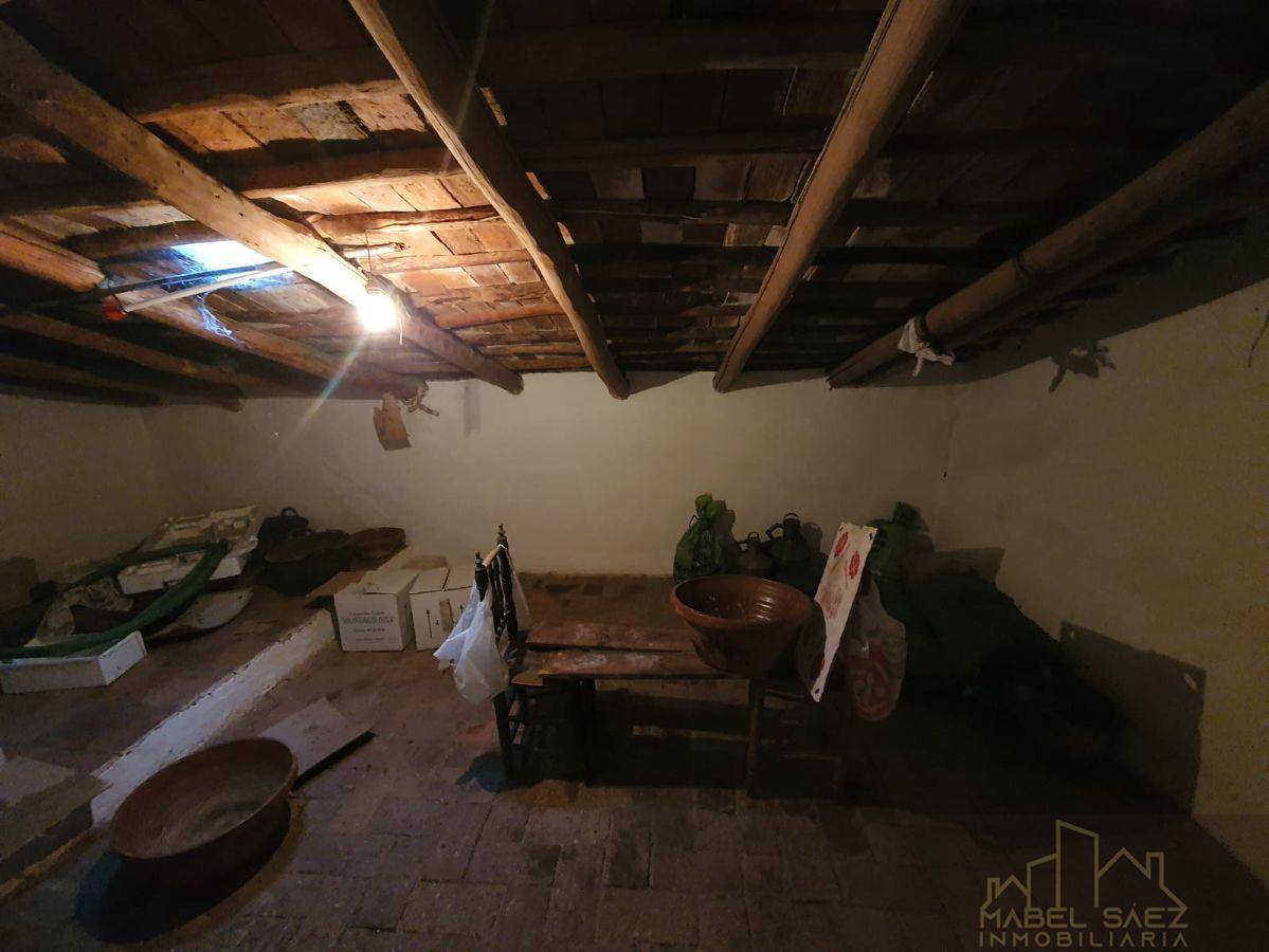 For sale of house in Malcocinado