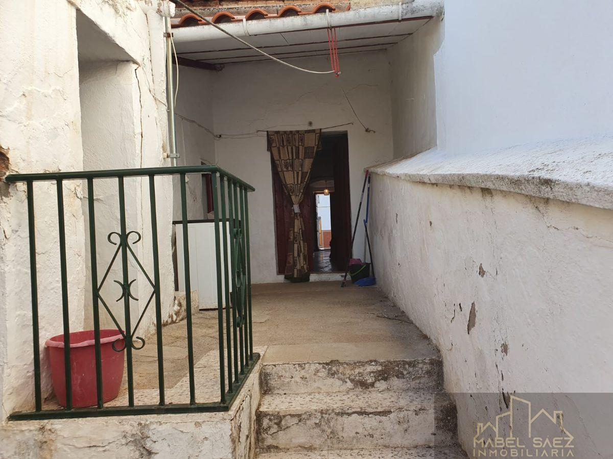 For sale of house in Malcocinado