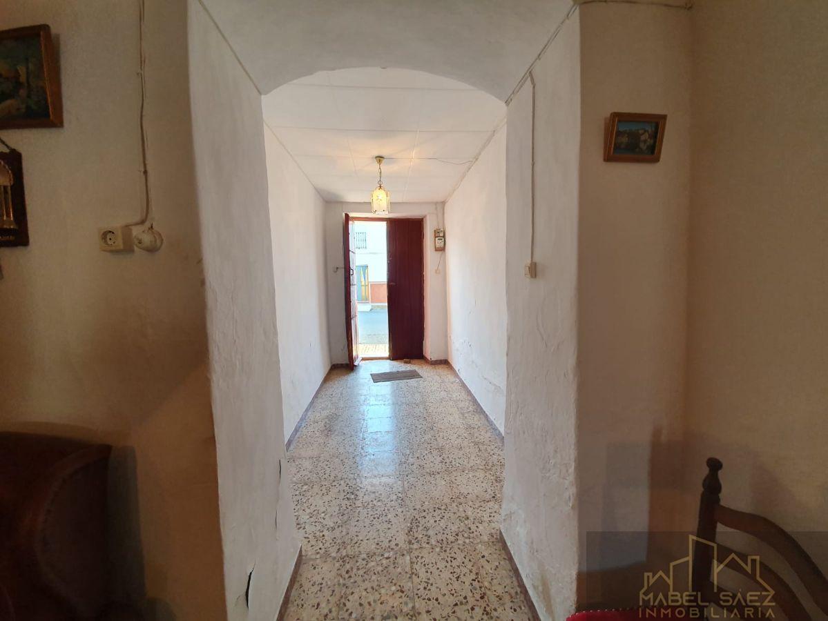 For sale of house in Malcocinado