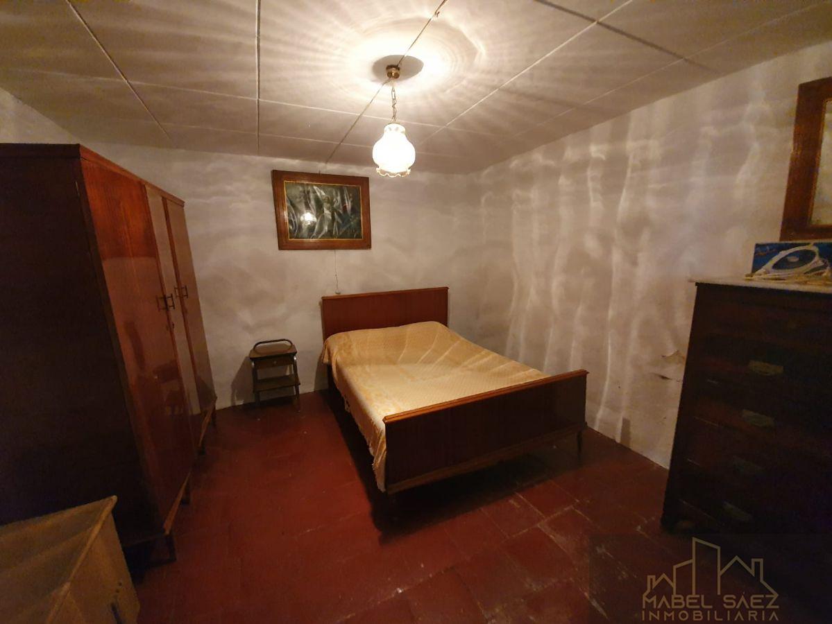 For sale of house in Malcocinado