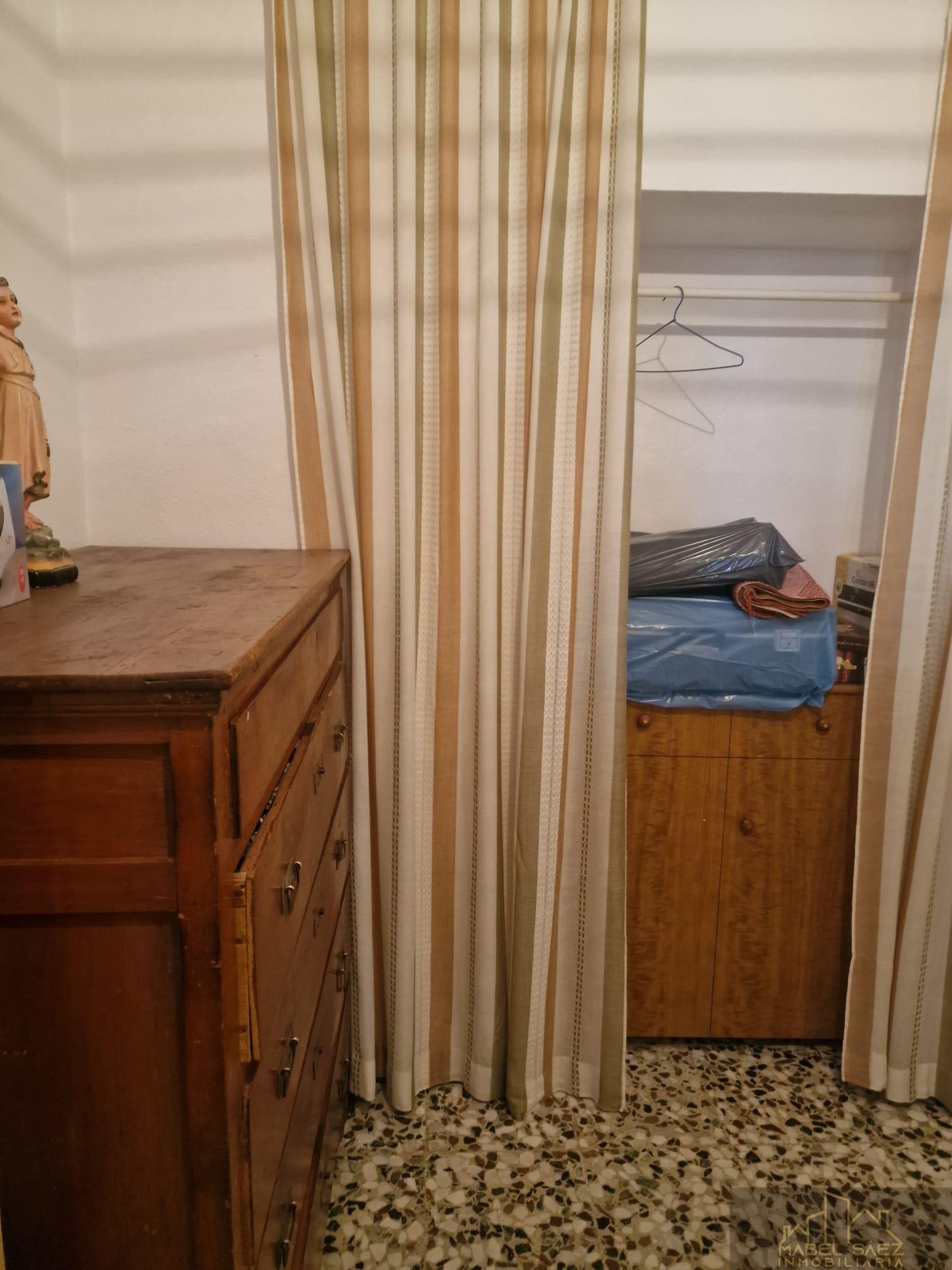 For sale of house in Malcocinado