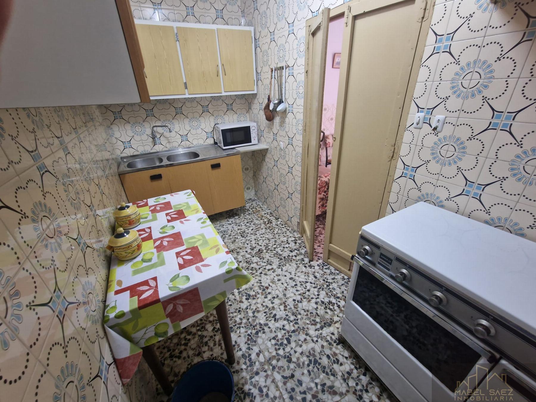 For sale of house in Malcocinado