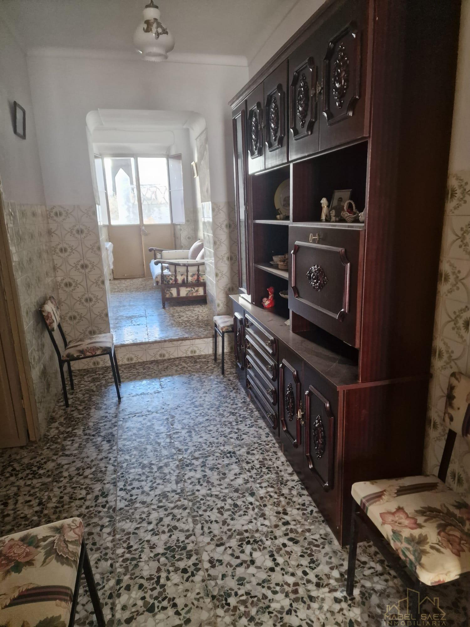 For sale of house in Malcocinado
