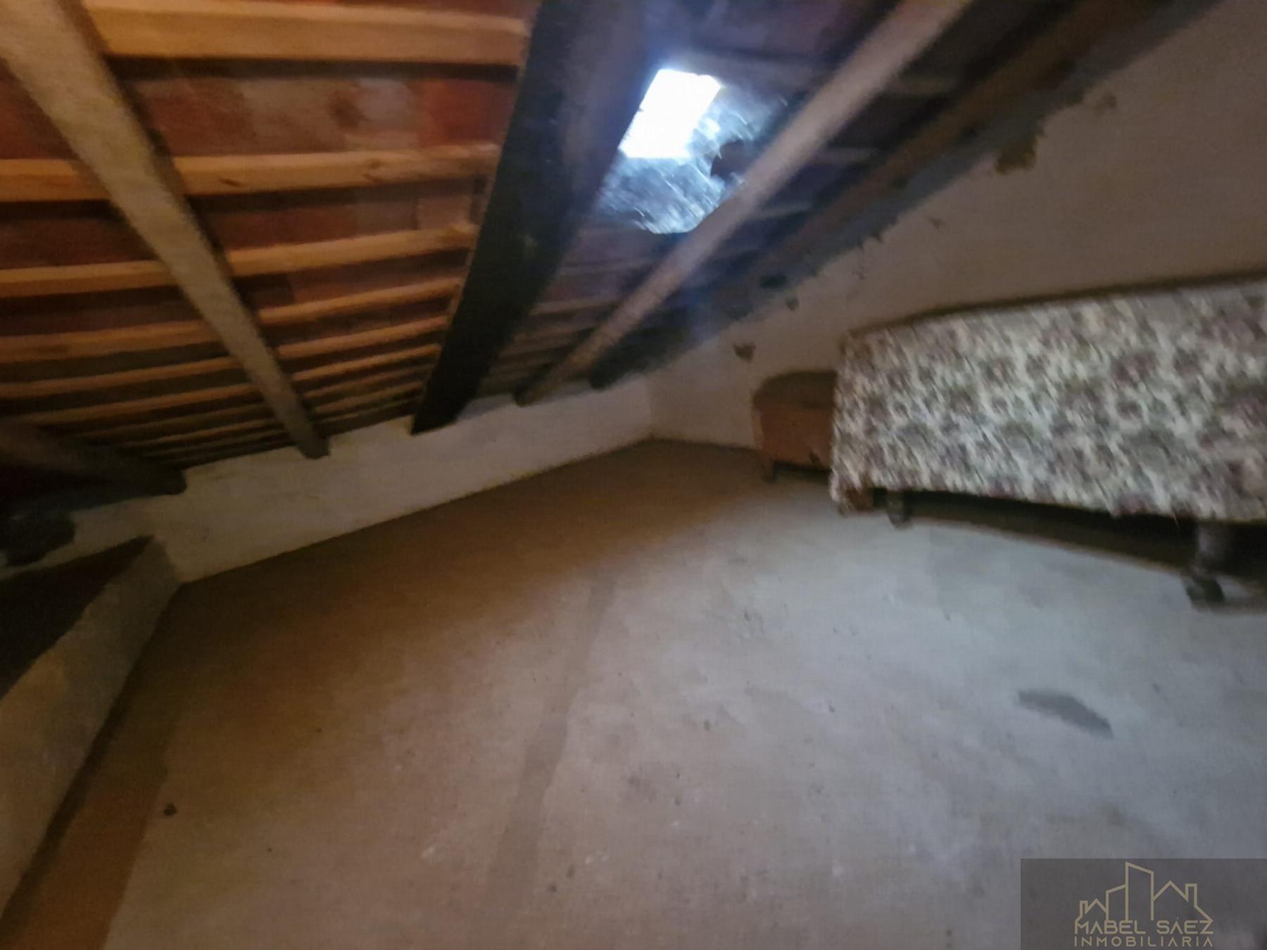 For sale of house in Malcocinado