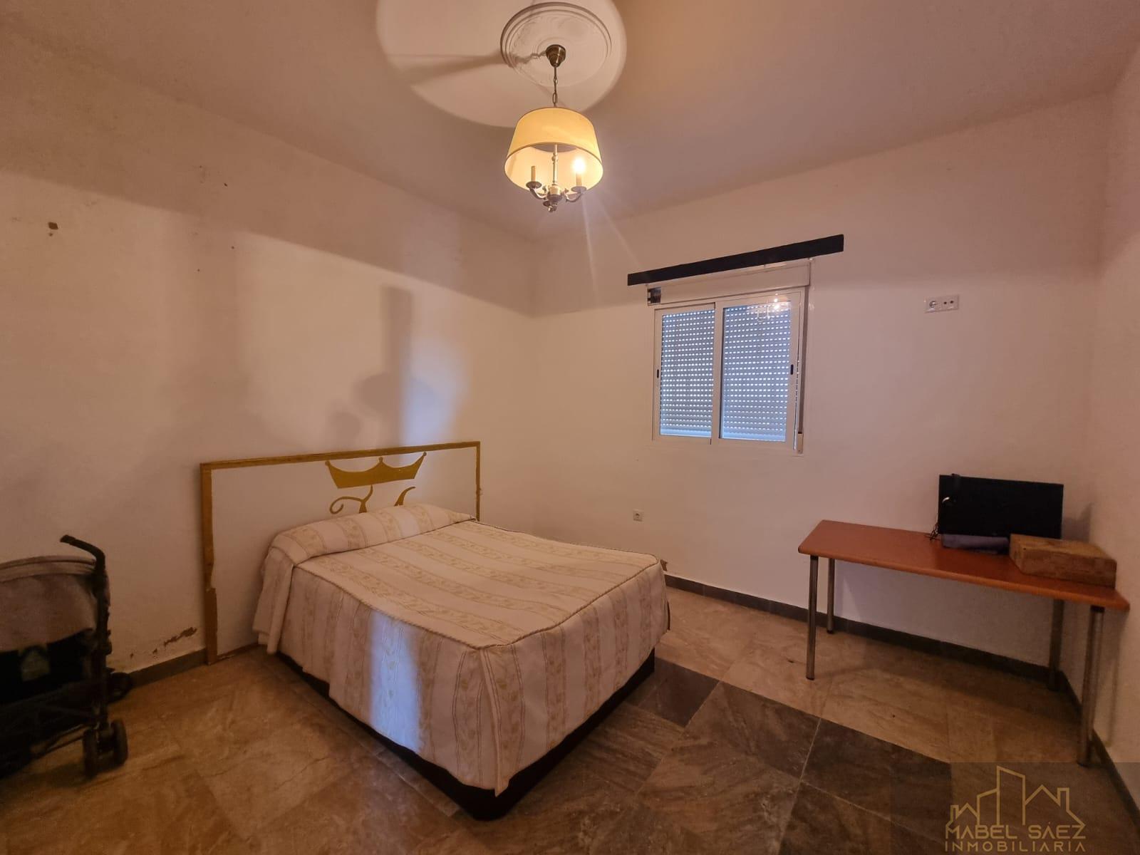 For sale of rural property in Mirandilla