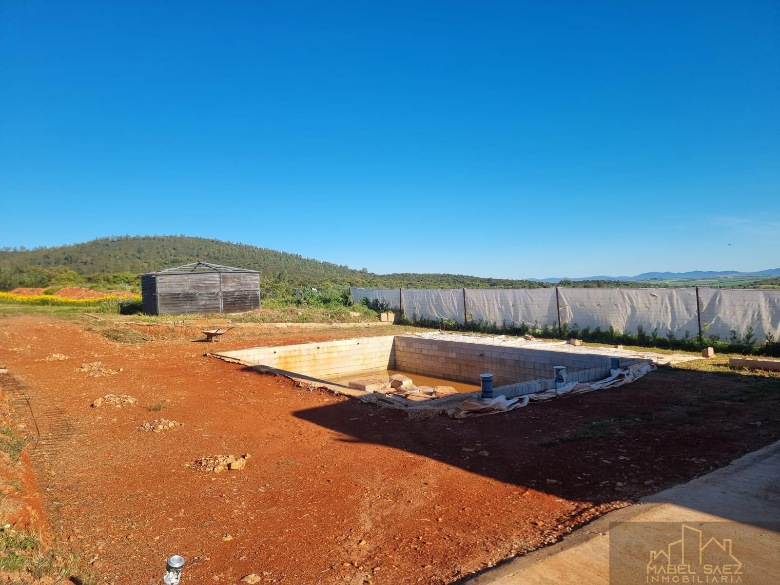 For sale of rural property in Mirandilla