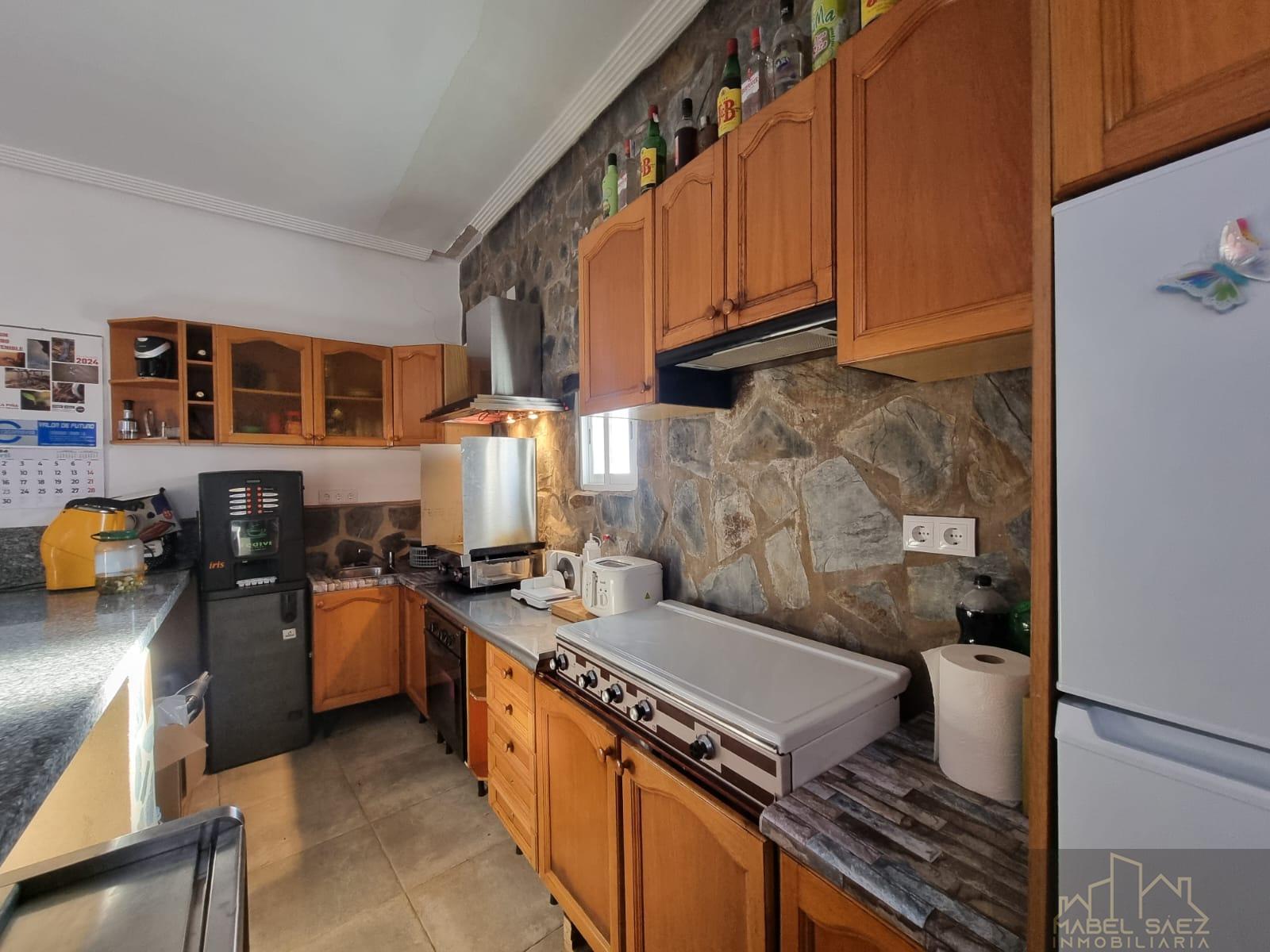 For sale of rural property in Mirandilla