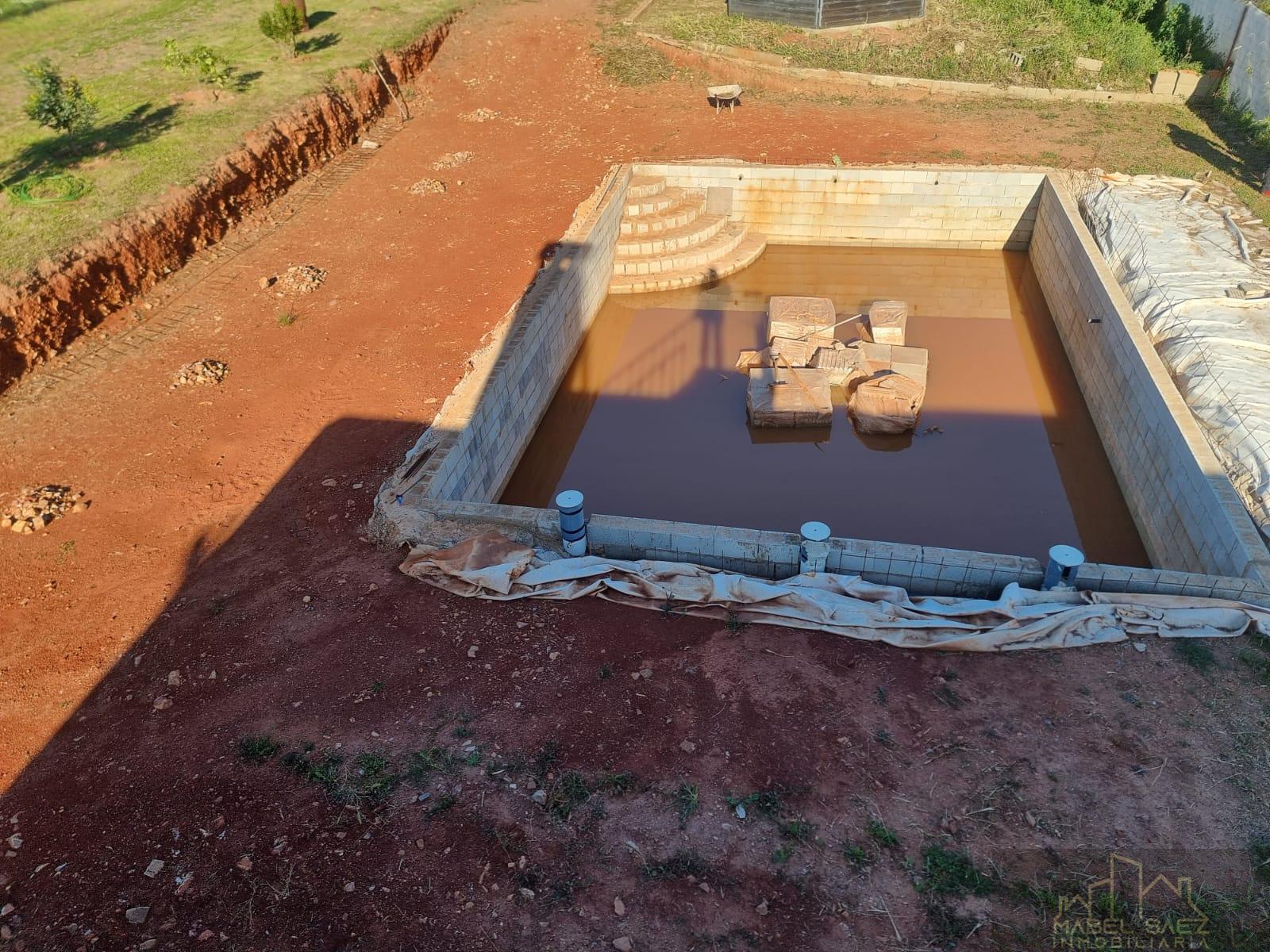 For sale of rural property in Mirandilla