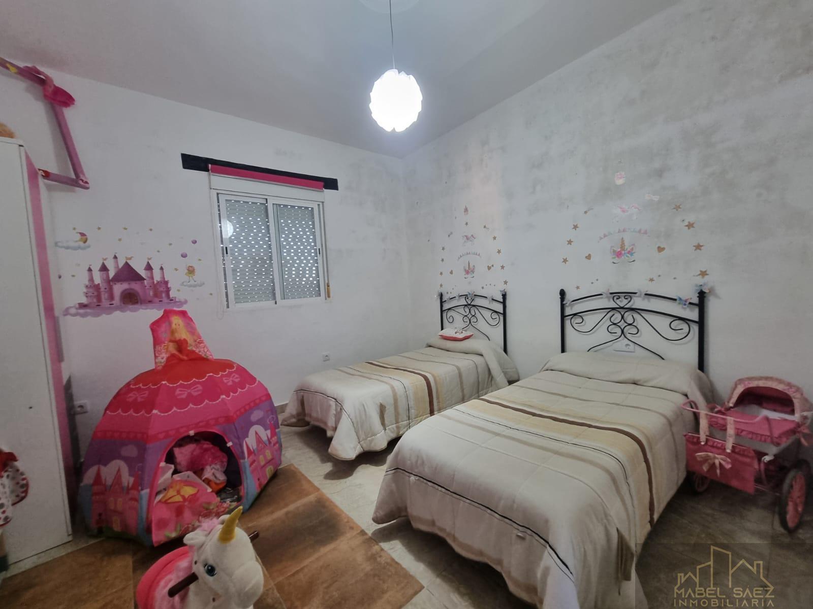 For sale of rural property in Mirandilla
