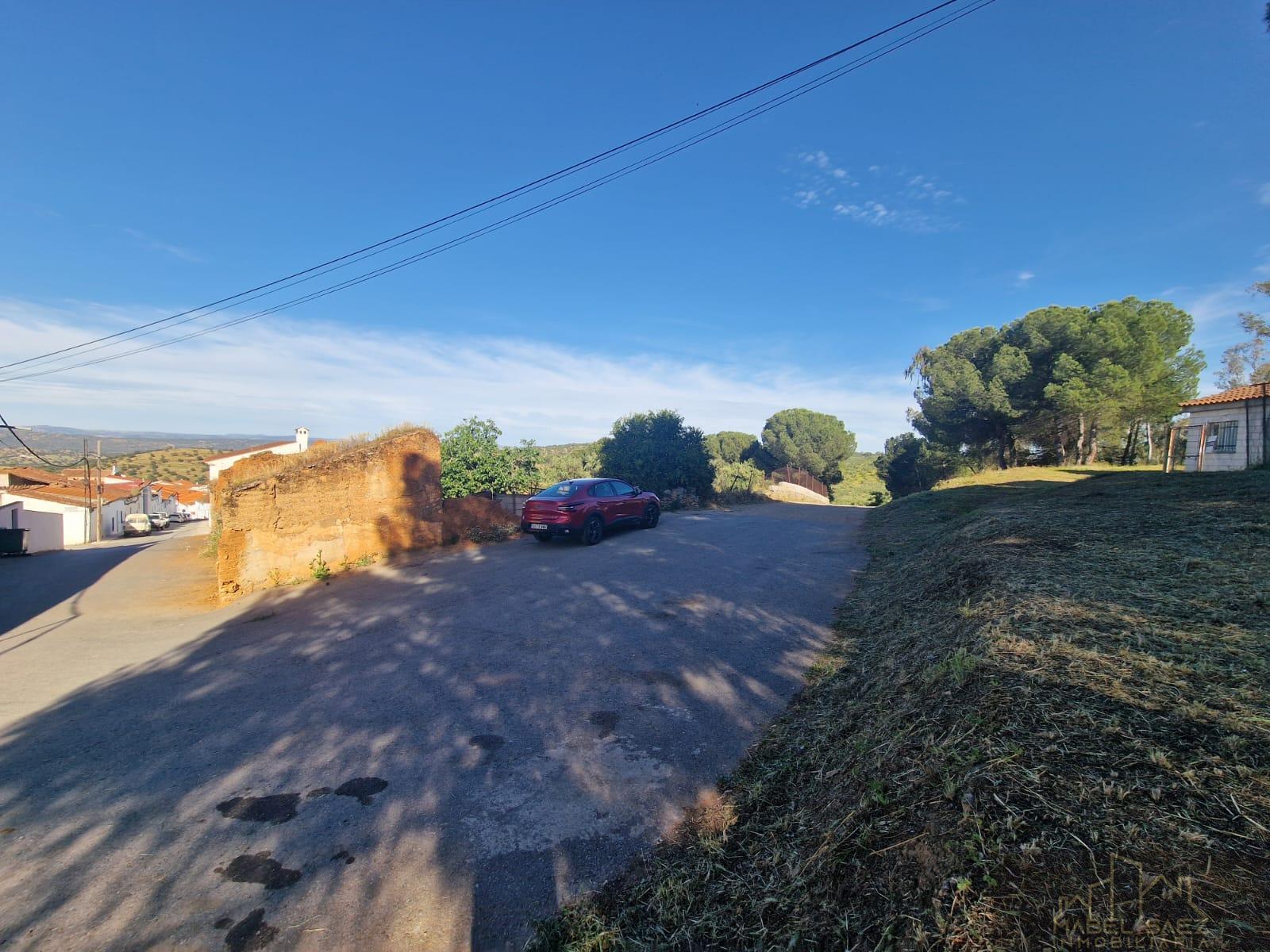 For sale of land in Malcocinado