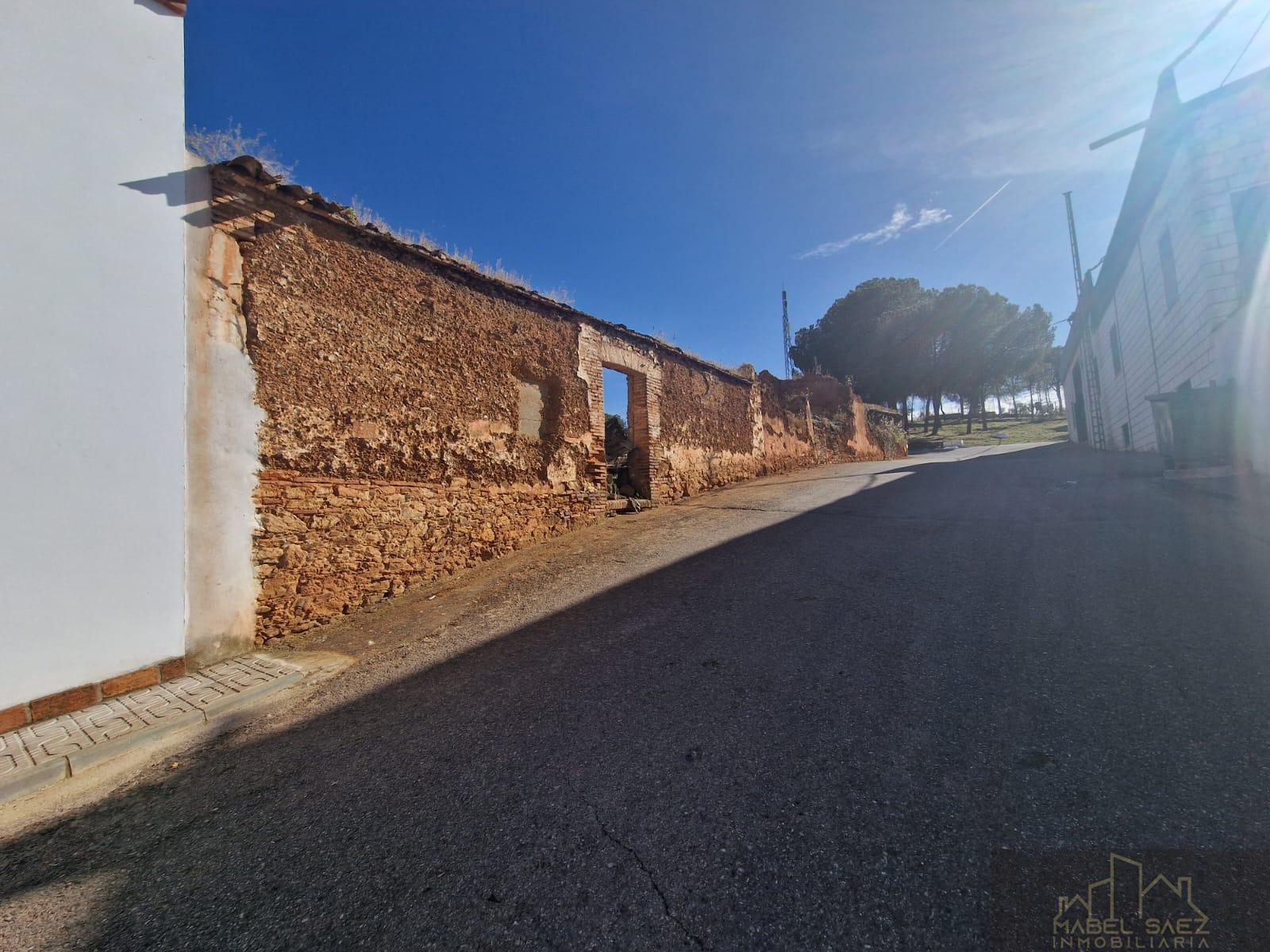 For sale of land in Malcocinado