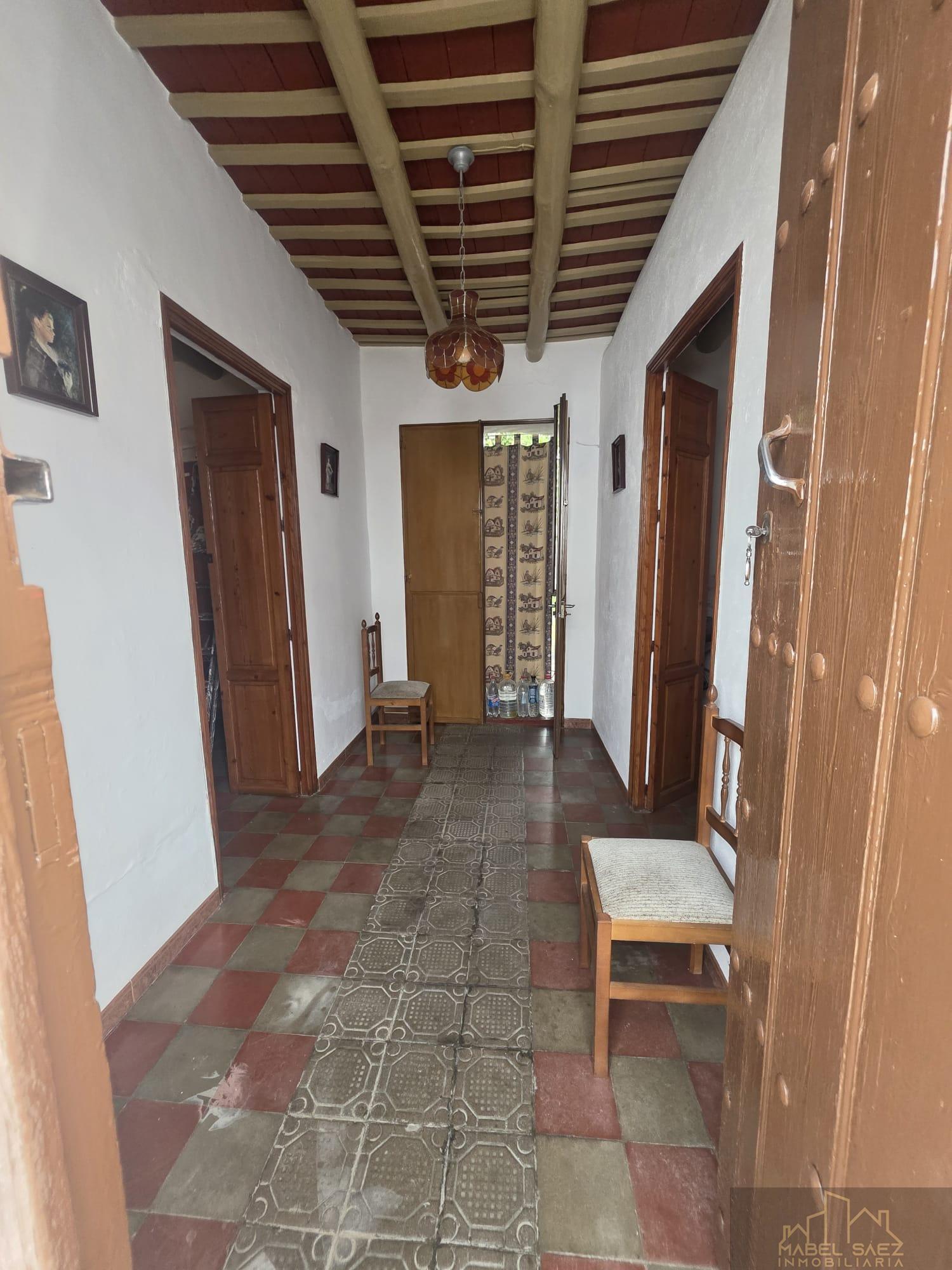 For sale of house in Malcocinado