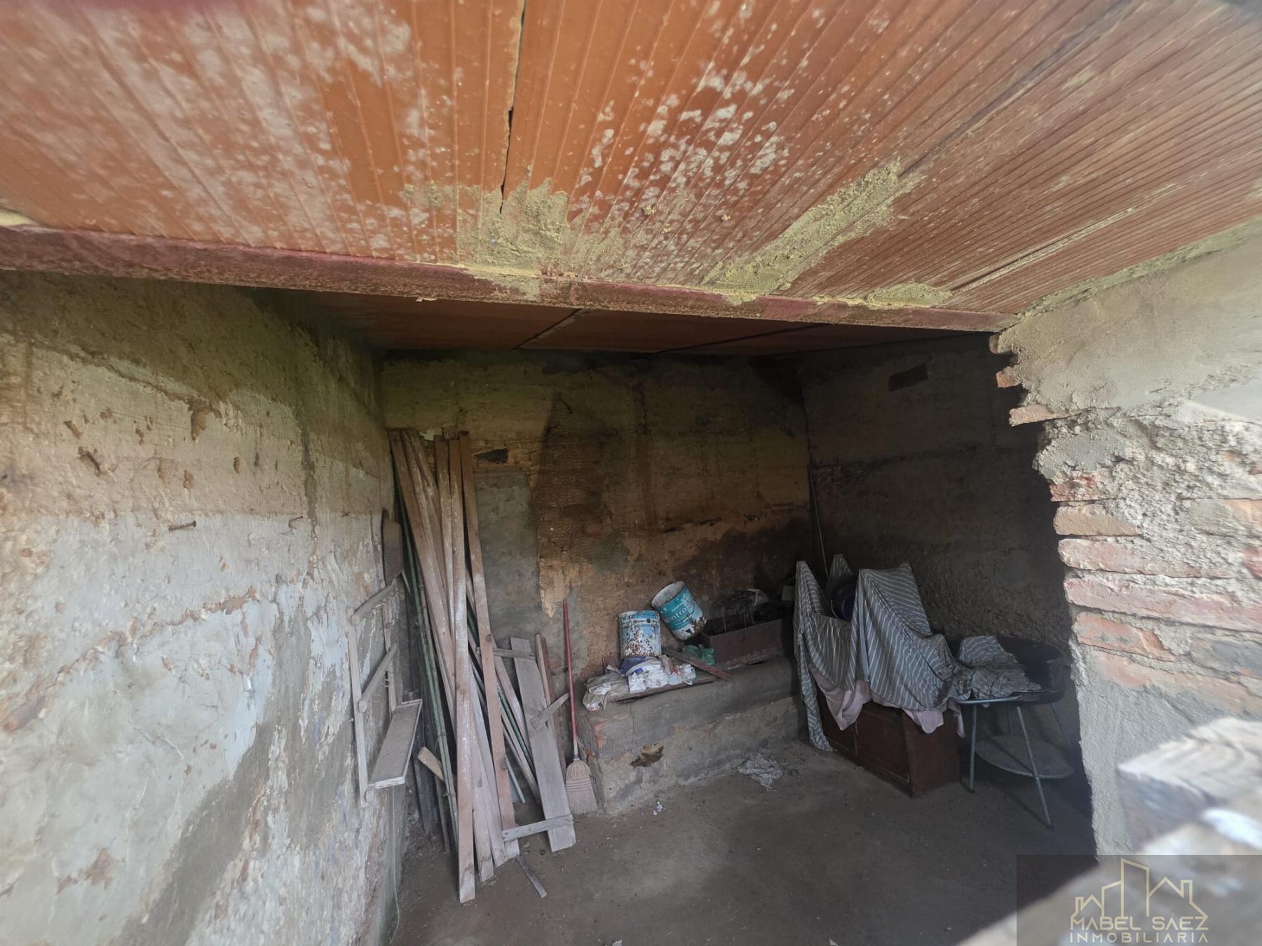 For sale of house in Malcocinado