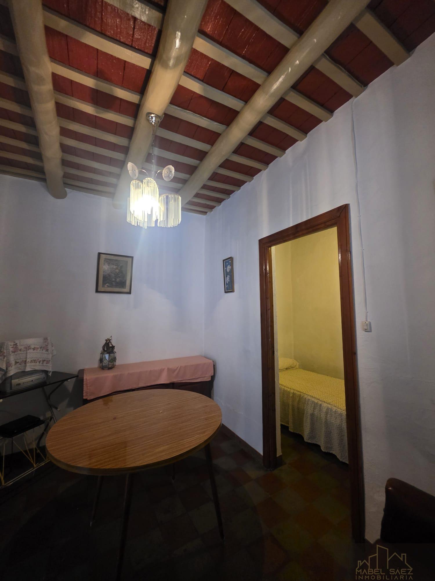 For sale of house in Malcocinado