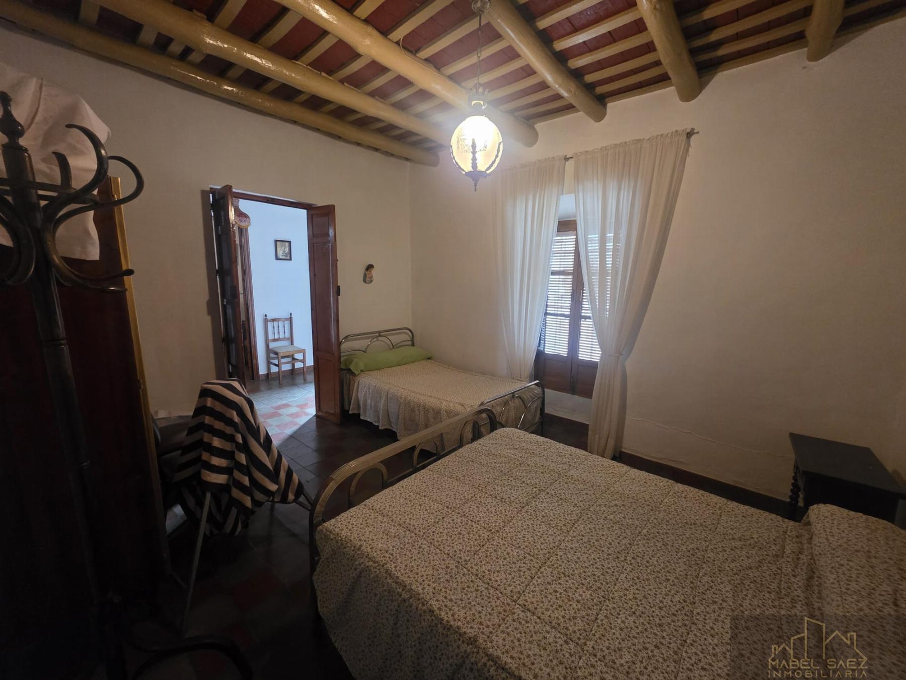 For sale of house in Malcocinado