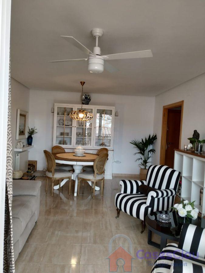 For sale of flat in Cabanes