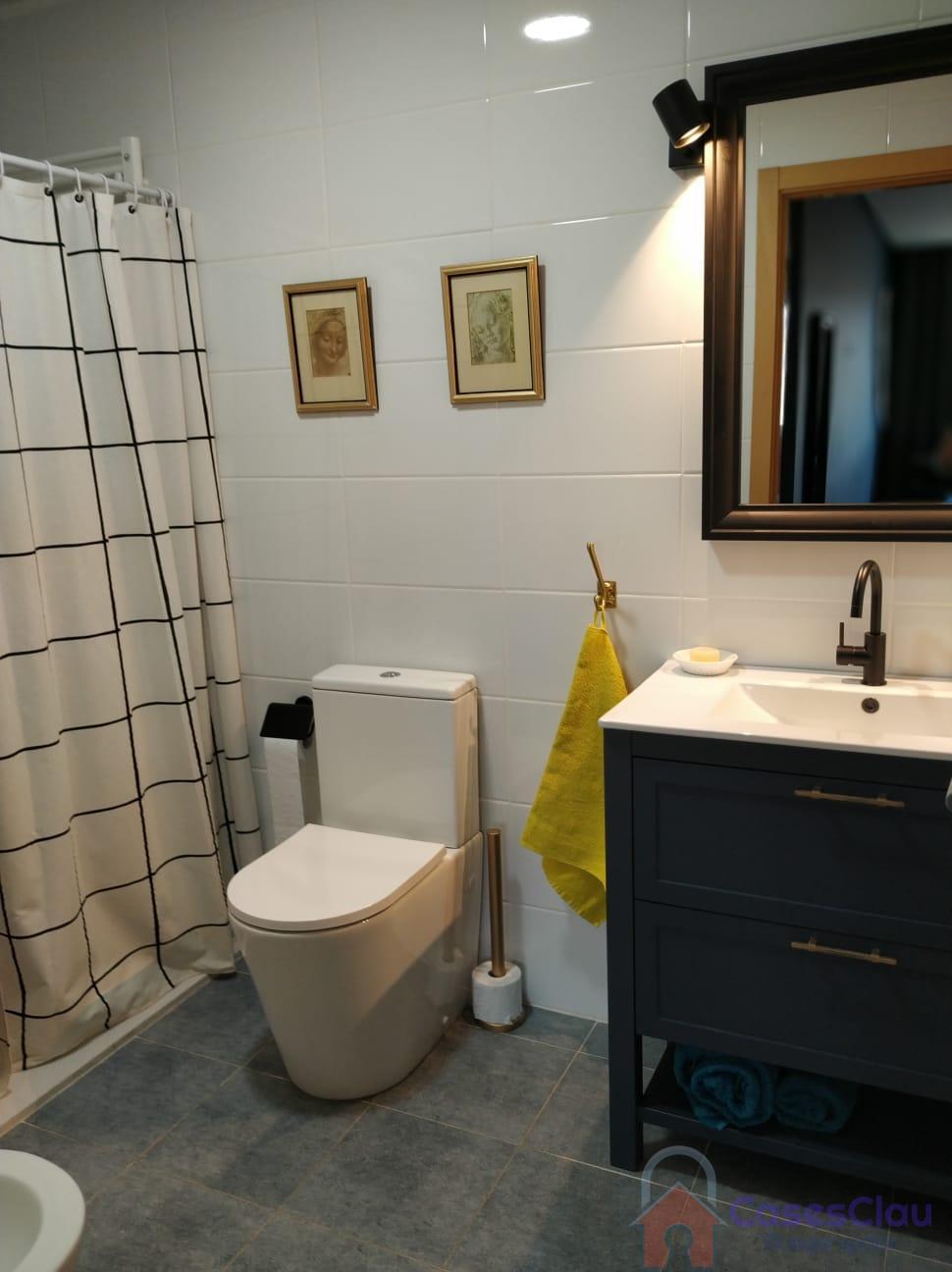 For sale of flat in Cabanes