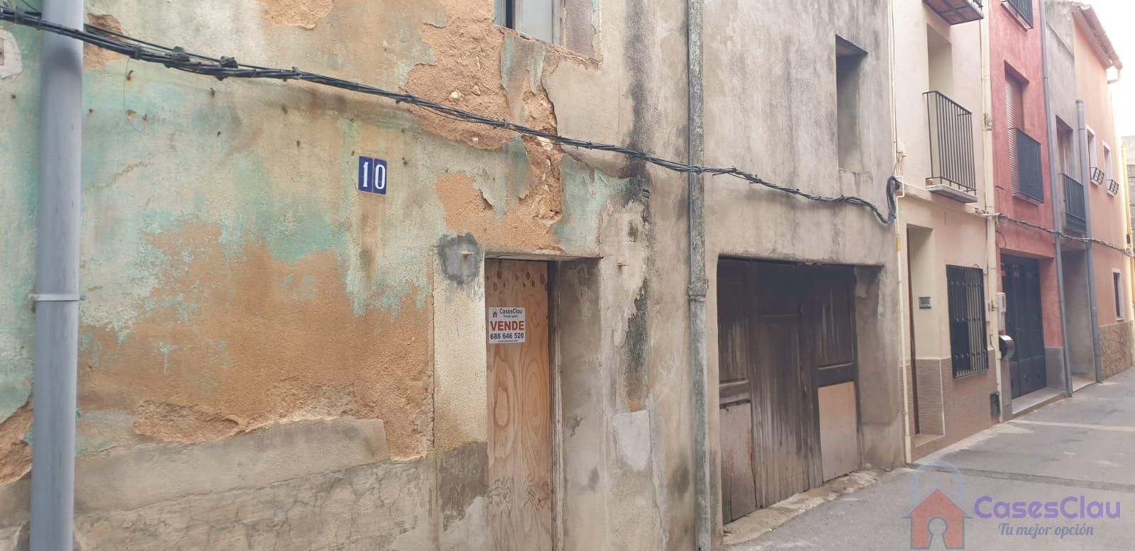 For sale of house in Cabanes