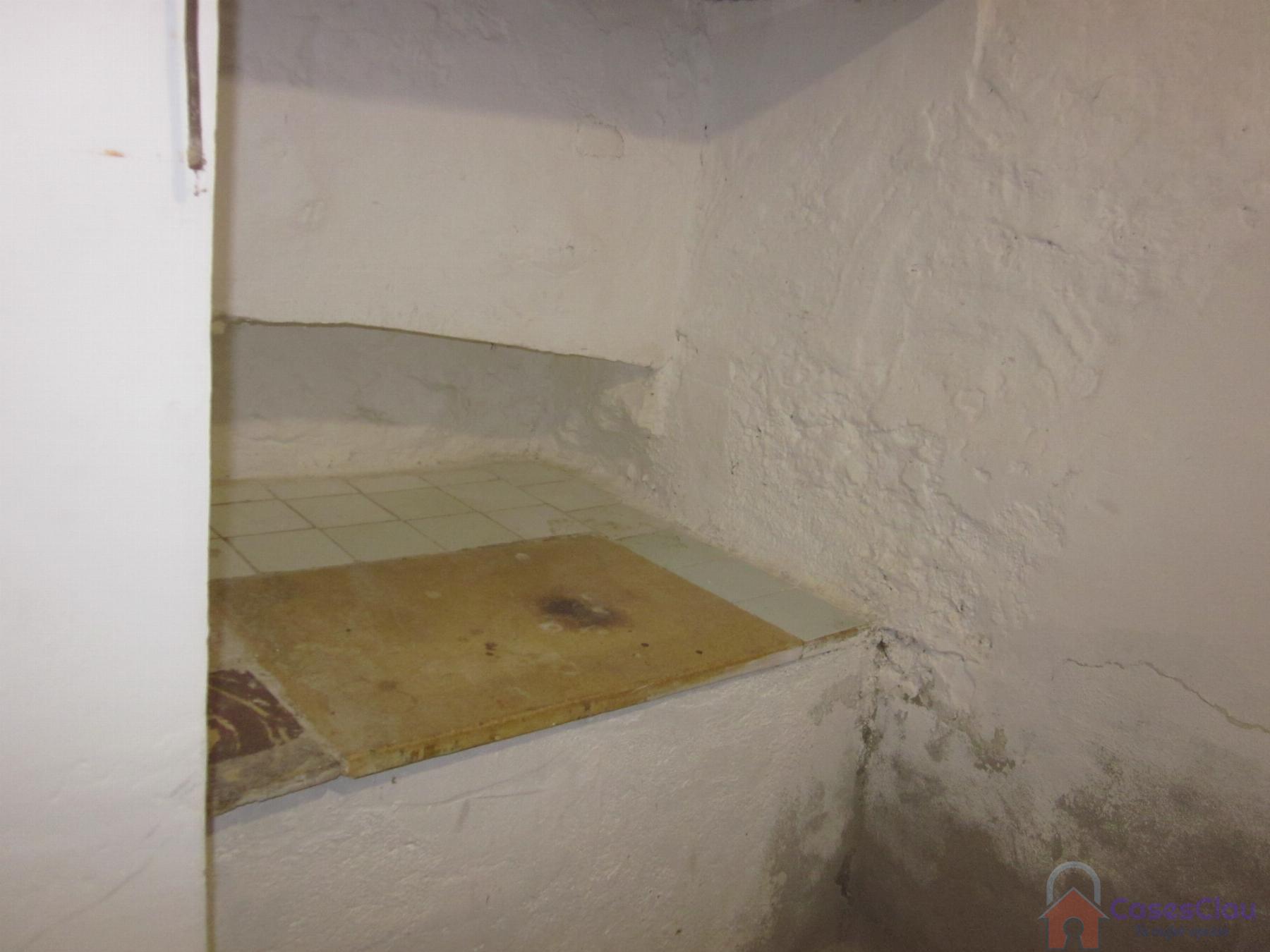 For sale of house in Tírig