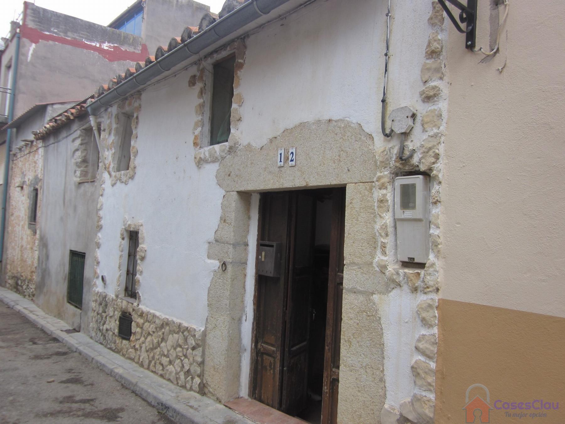 For sale of house in Tírig