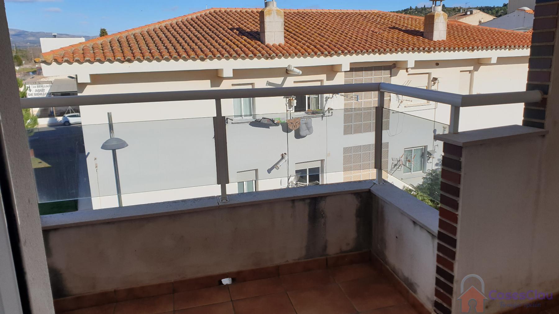 For sale of flat in Cabanes