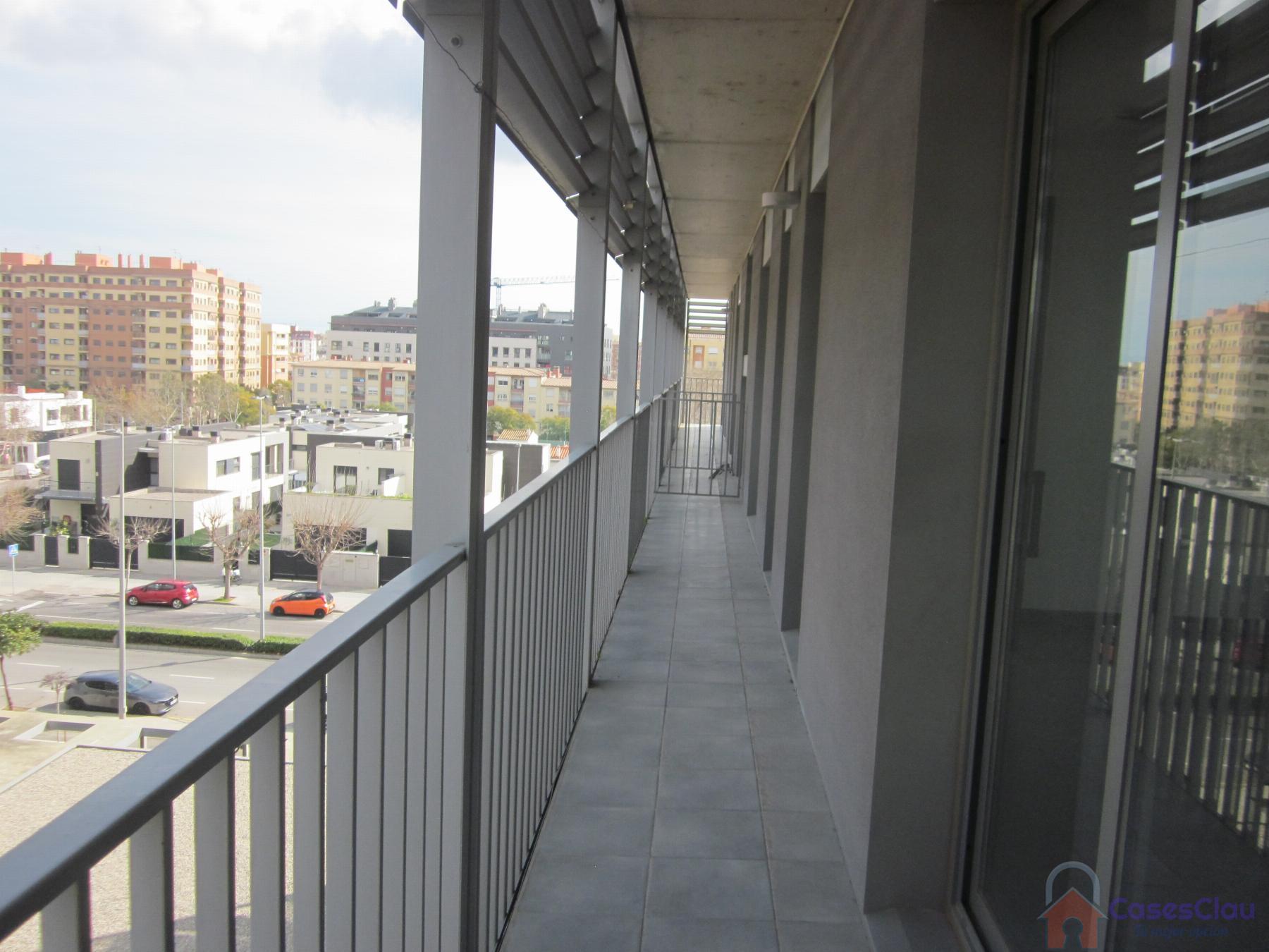 For sale of flat in Castellón